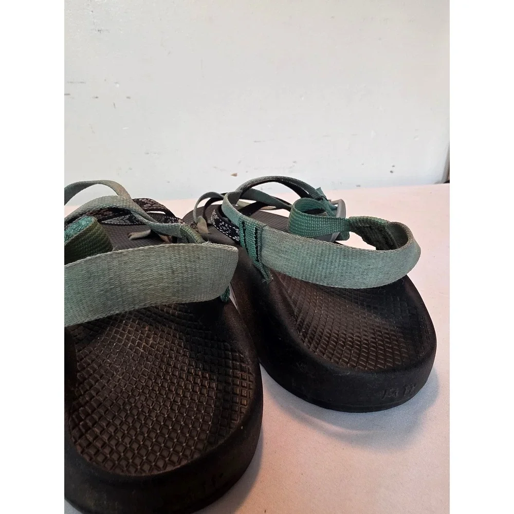 Chaco Z2 Classic Sport Sandals Mens 11 Sage Green Black Toe Loop USA Assembled